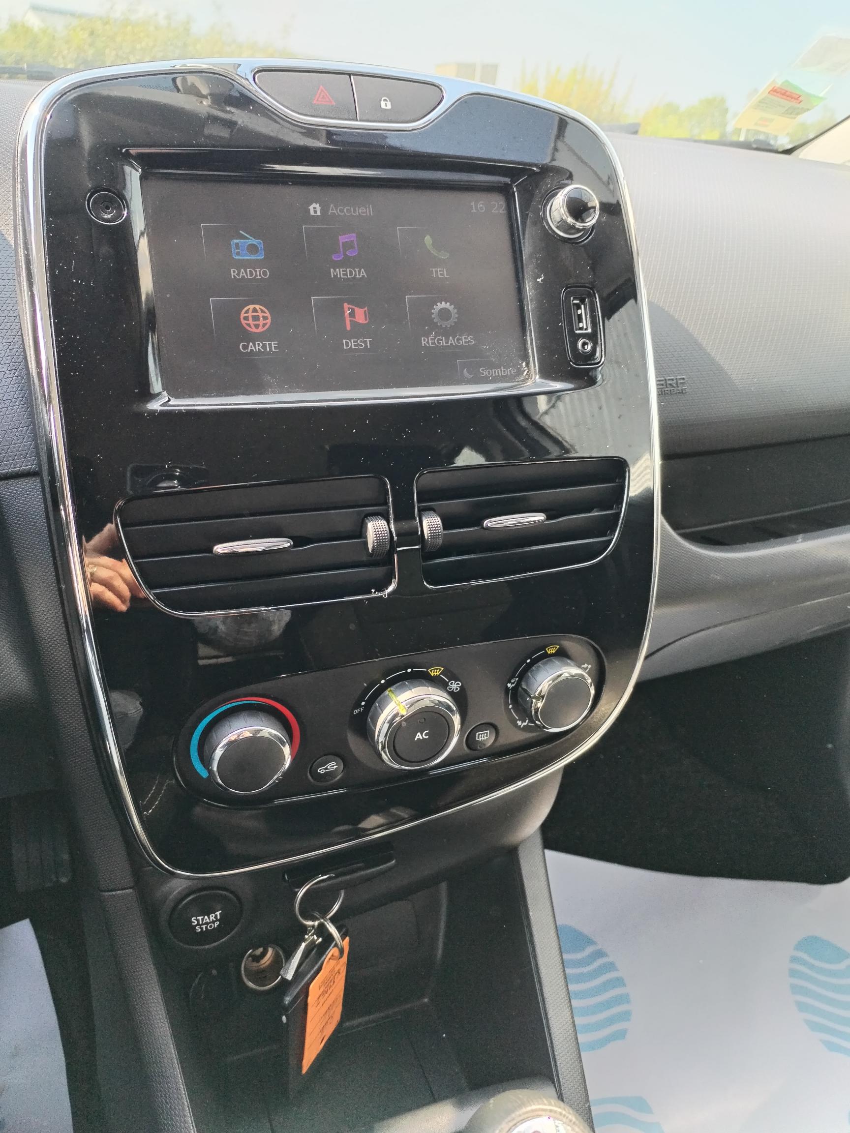 RENAULT  CLIO IV